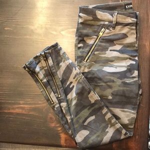 EXPRESS Army Print Legging Jeans